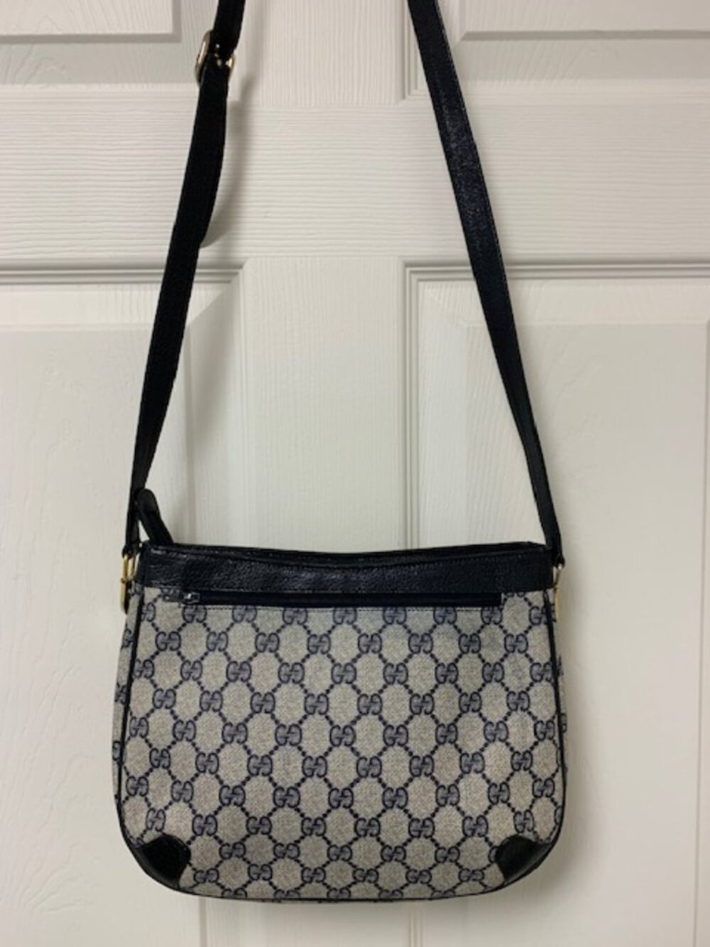 Vintage Gucci Navy GG supreme canvas crossbody bag - Picture 3 of 14